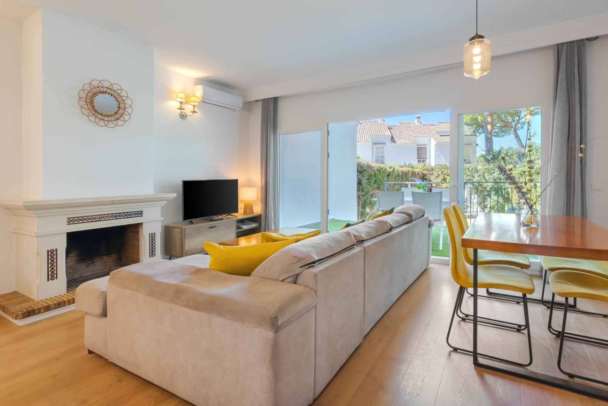 Wintowinrentals Townhouse, Pool & Beach Marbellac Extérieur photo